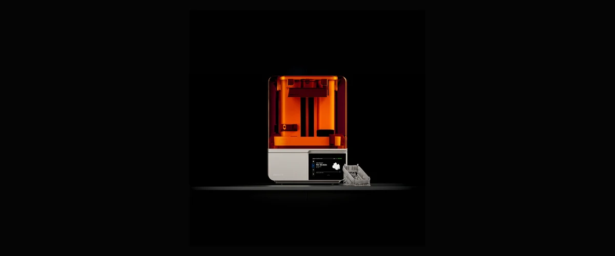Formlabs Form 4 장비와 출력 샘플